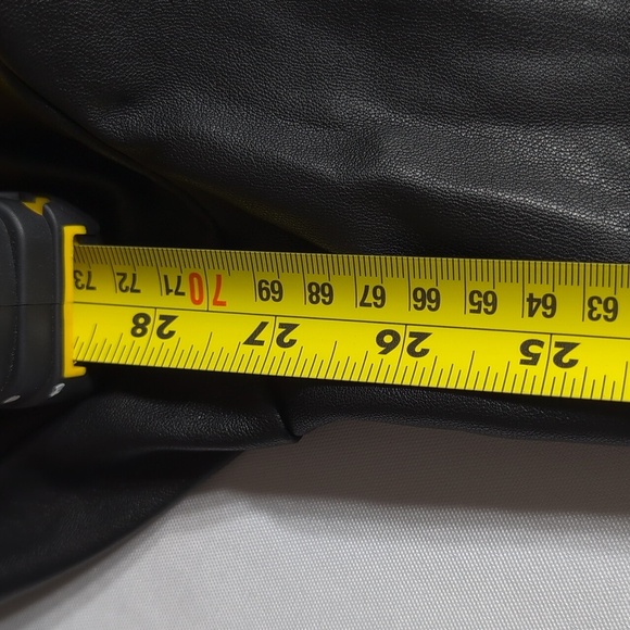 Juicy Couture Faux Leather Black Pants Size Medium - Picture 8 of 10